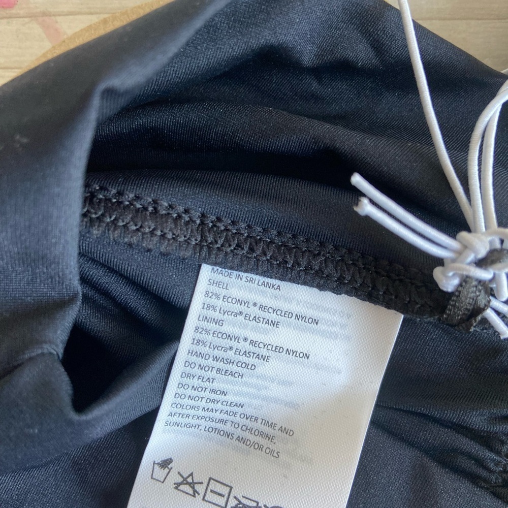 NWT Prana Black Aurelia Scrunchy Cheeky Bottom Womens Size XS UPF 50 Quick Dry - Picture 8 of 15